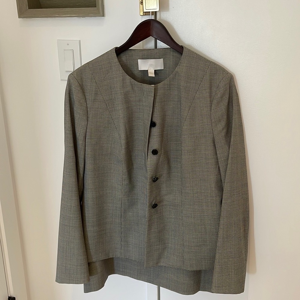 Business suite